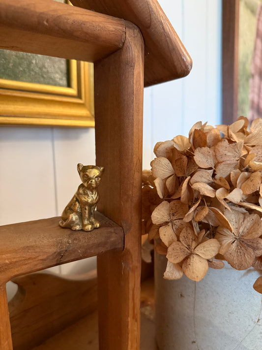 Mini Brass Sitting Dog