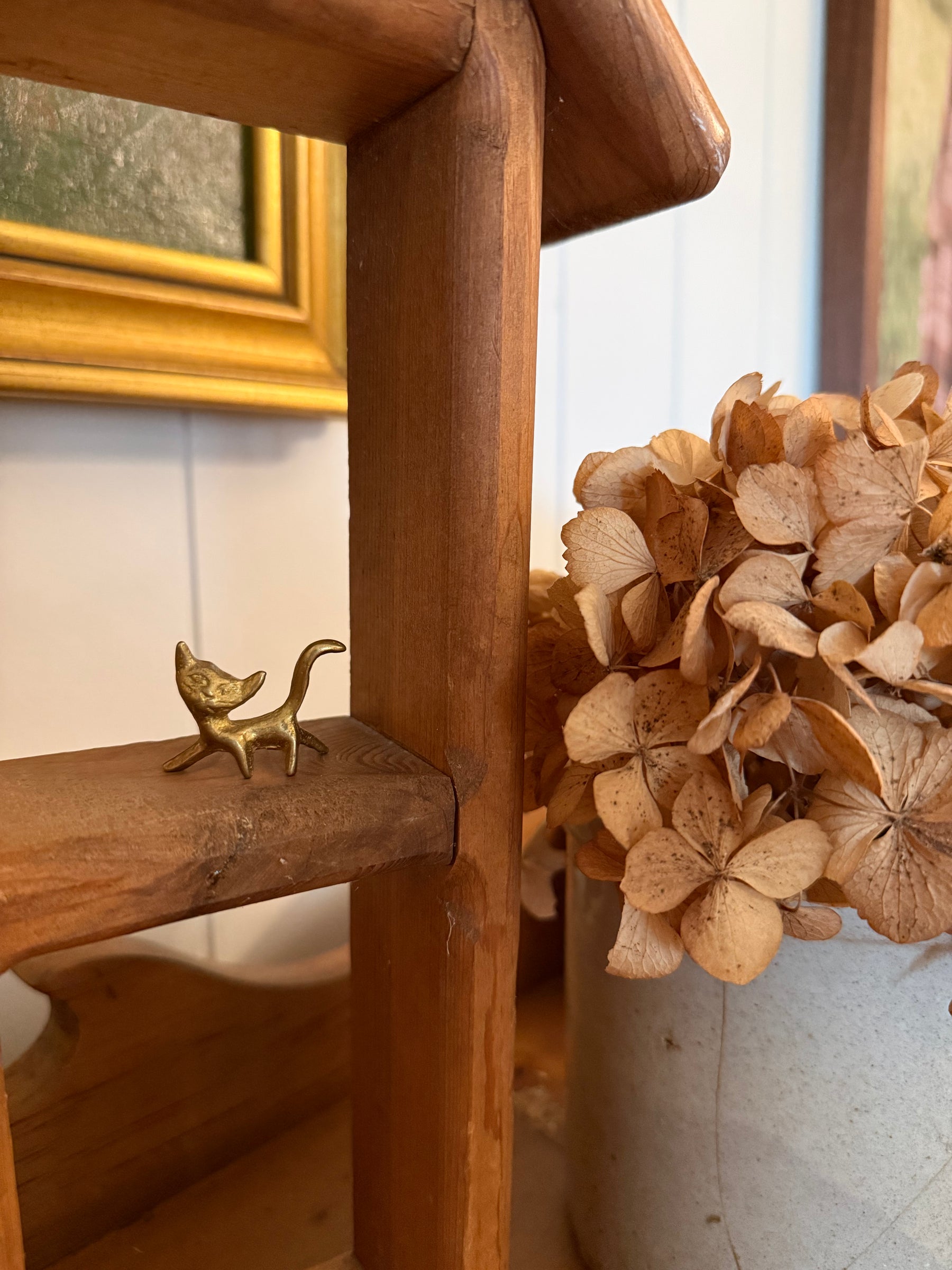 Mini Brass Cat